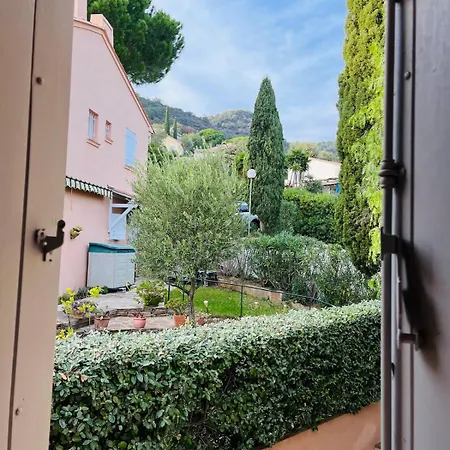 Le Mazet Des Amours בית נופש Le Rayol-Canadel-sur-Mer